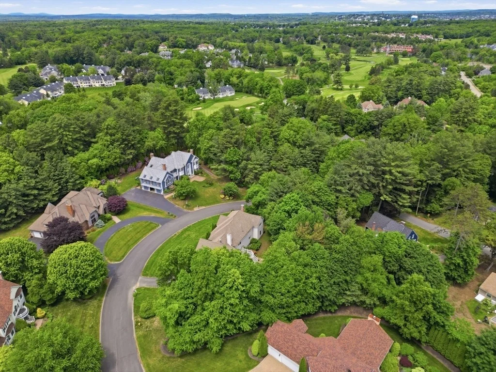Photo of 4 Farnham Circle