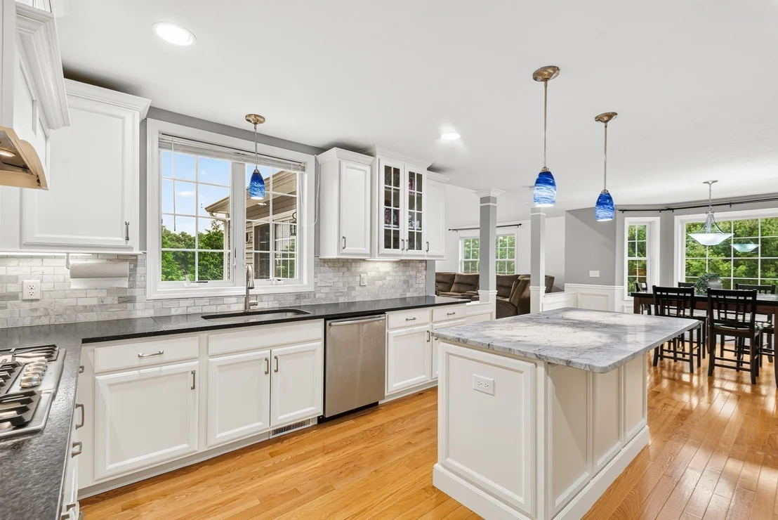 Photo of 14 Longbrook Dr