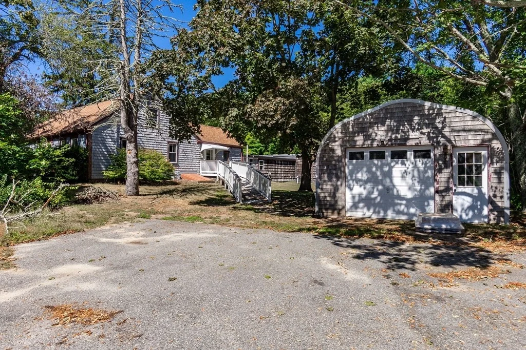 Photo of 2596 Cranberry Hwy