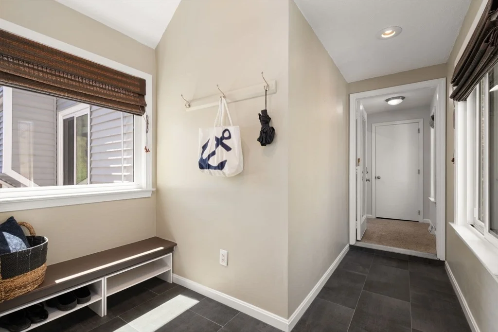 Photo of 32 Sherborne Cir