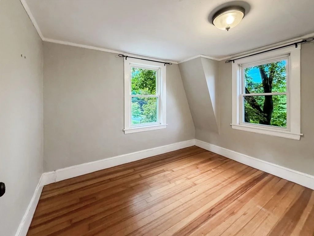Photo of 24 Belvidere Rd