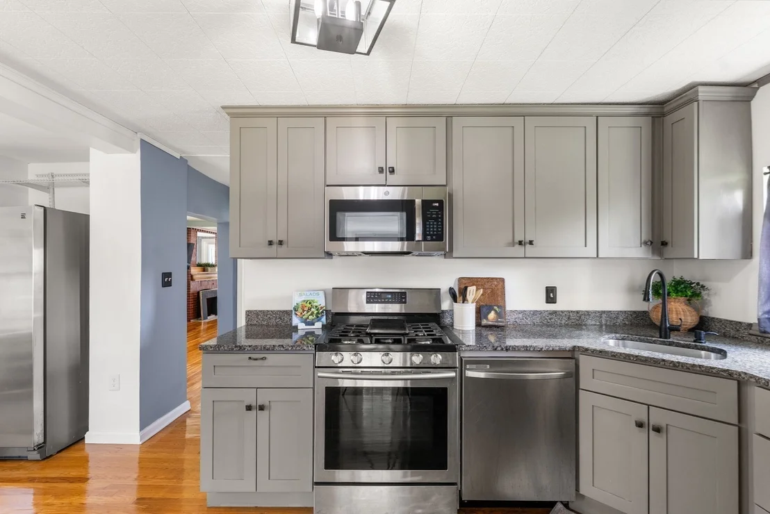 Photo of 18 Kiely Rd