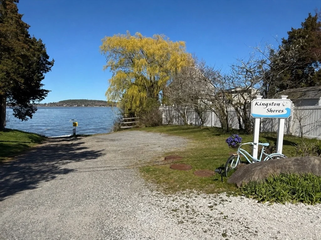Photo of 53 Shore Dr