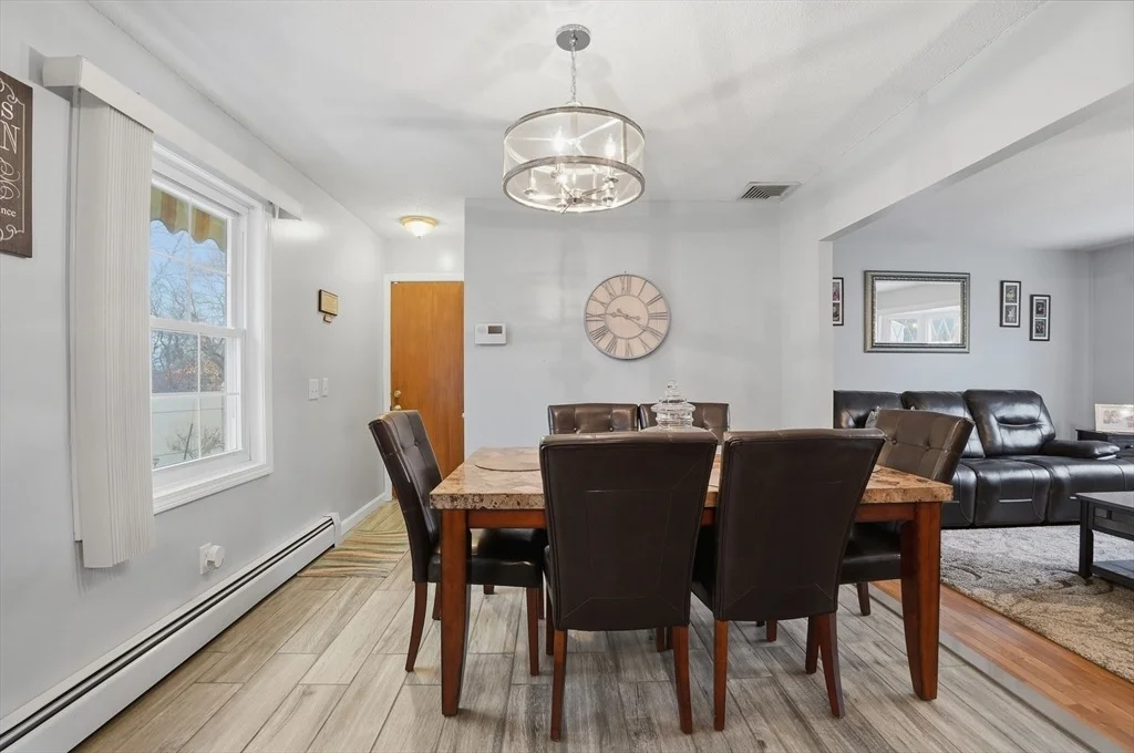 Photo of 572 Bartlett Street