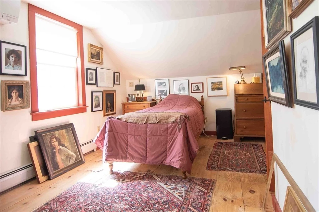 Photo of 80 Lyman Rd