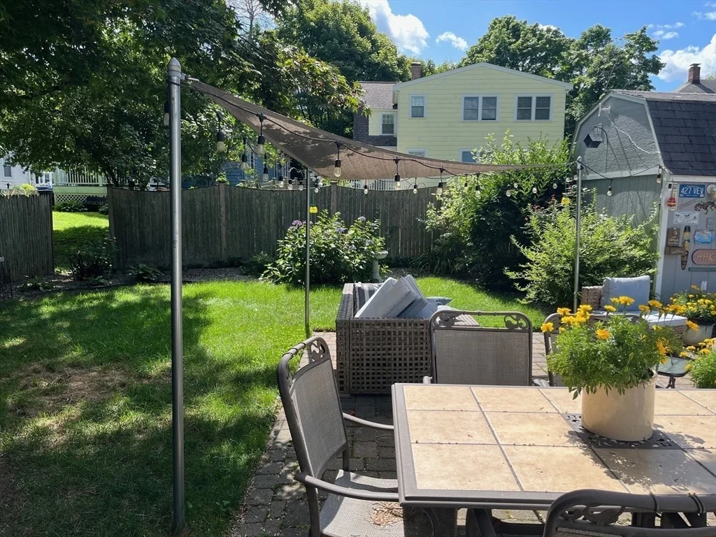 Photo of 15 Damon St