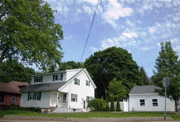 Photo of 87 Pleasant St.