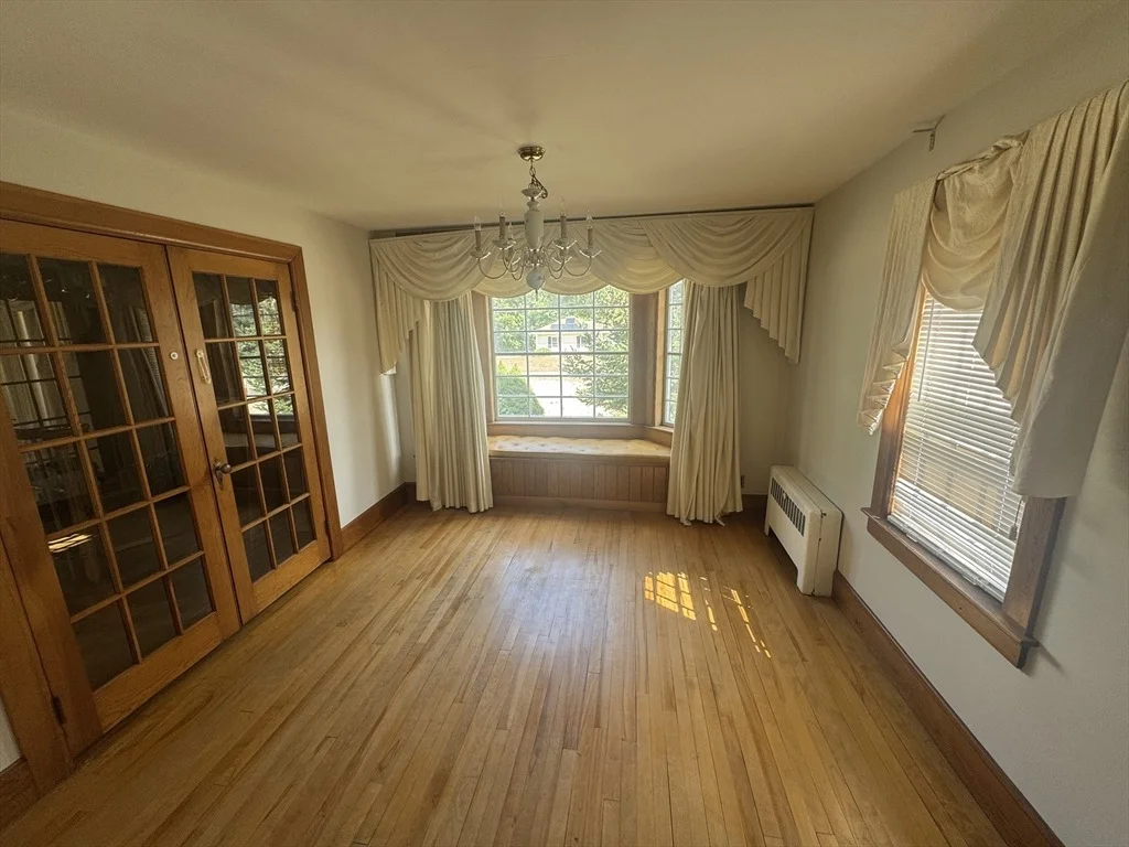 Photo of 42 Benjamin Rd