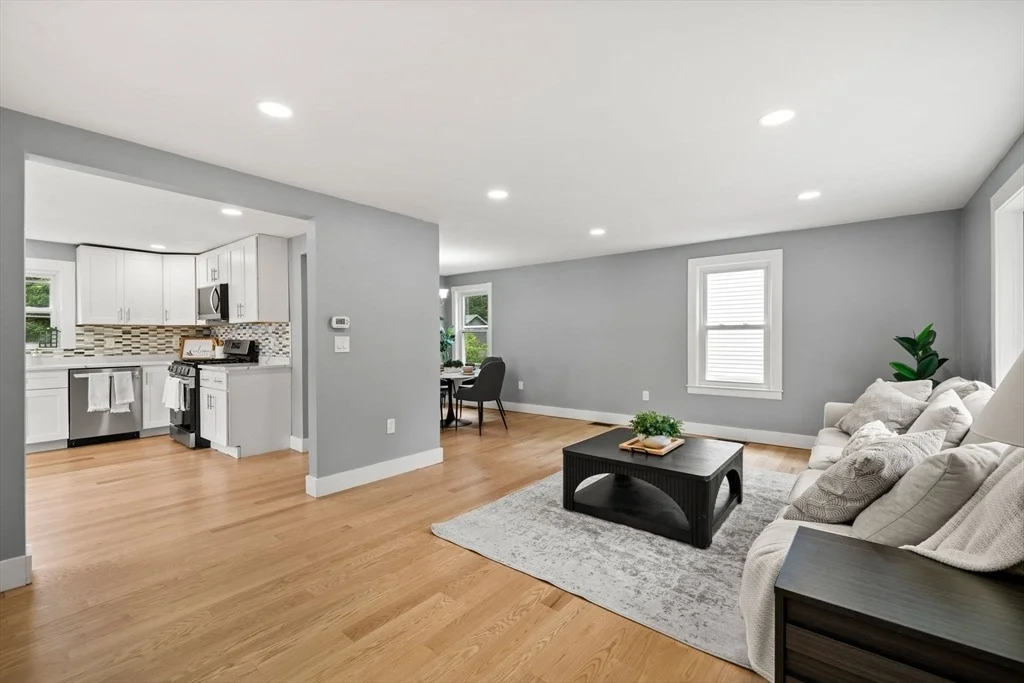 Photo of 17 Maple St