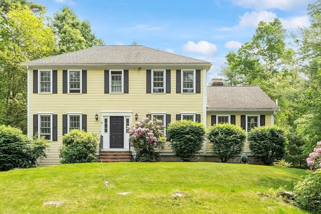 Photo of 28 Old Harvard Rd