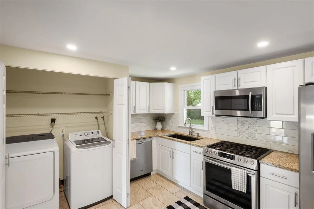 Photo of 20 Terry Ln E