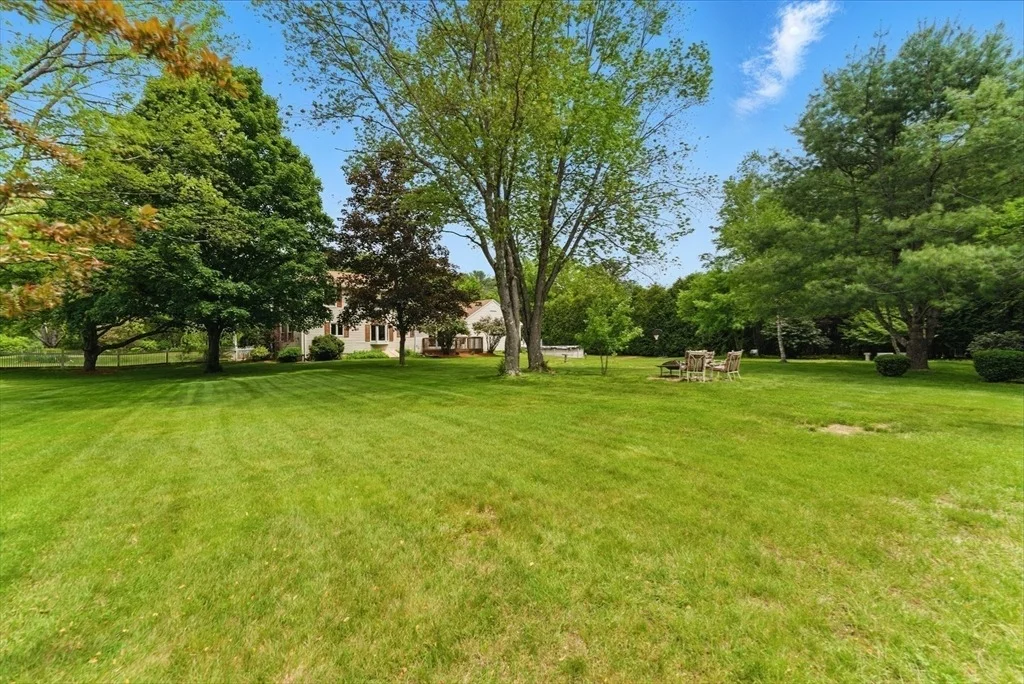 Photo of 237 Bay Road