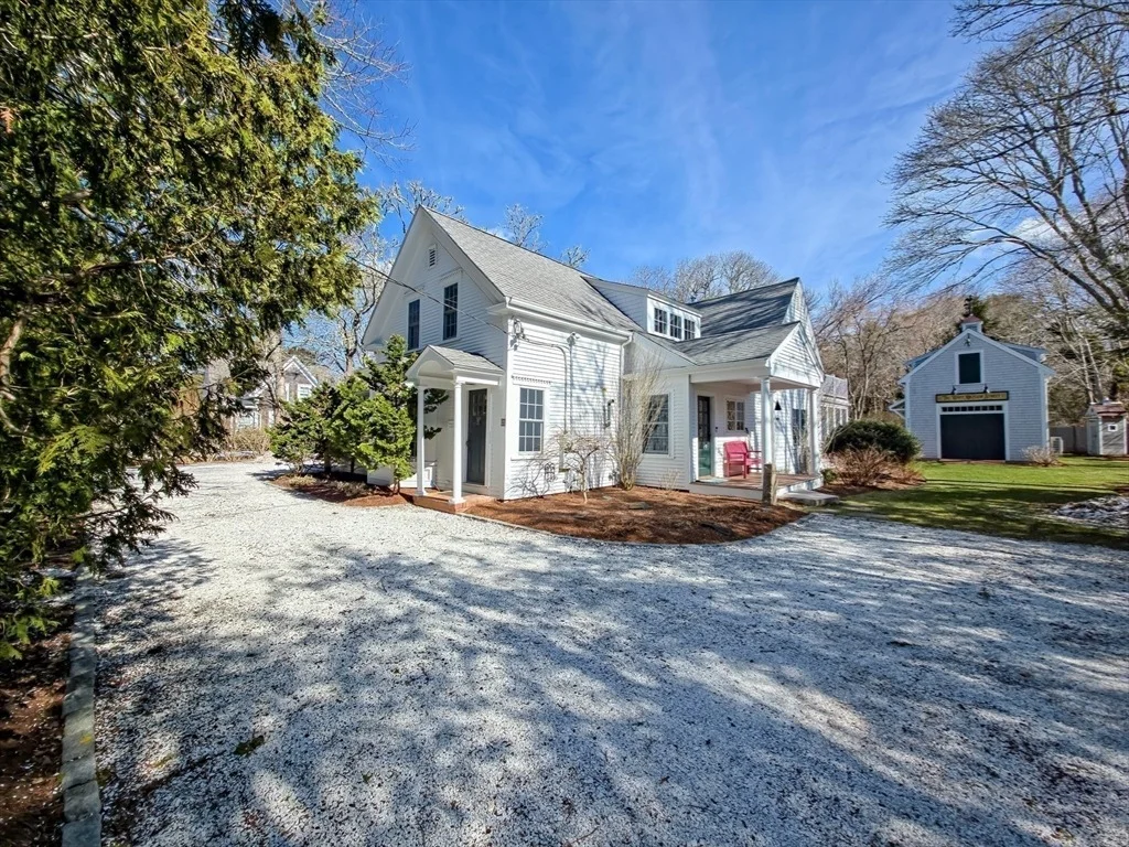 Photo of 552 Main St