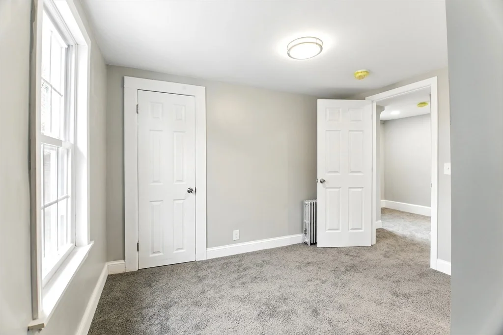 Photo of 86 White St