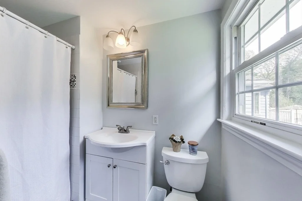 Photo of 24 Spruce Dr