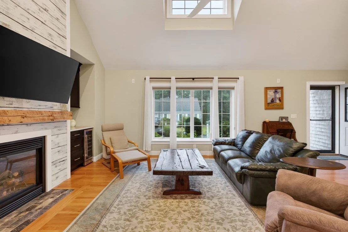 Photo of 276 Pheasant Hill Cir