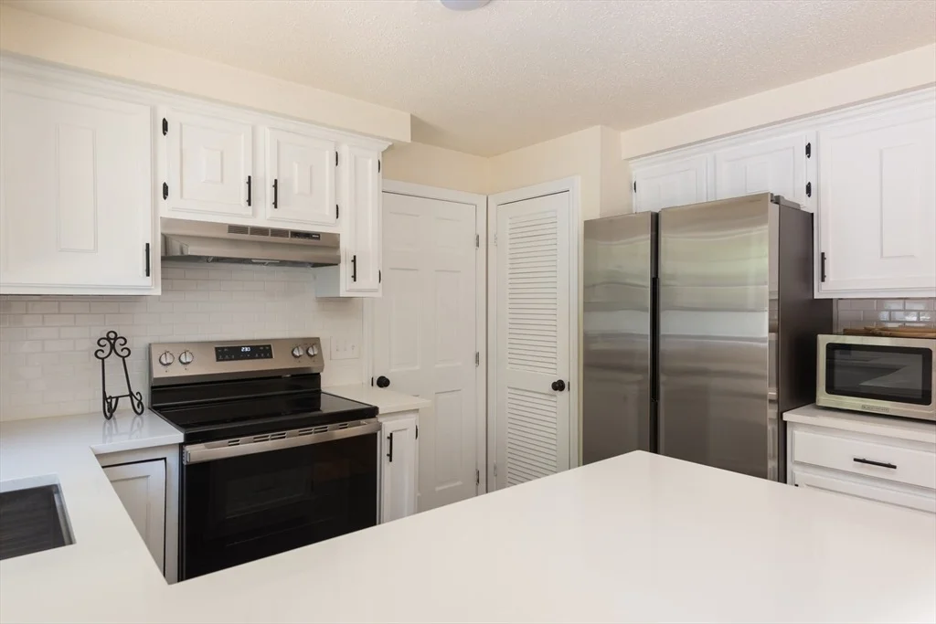 Photo of 35 Sharon Cir