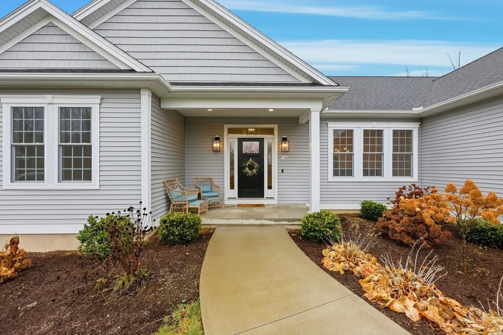 Photo of 28 Sycamore Cir