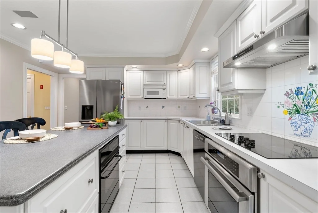 Photo of 1323 High Street-Culdesac