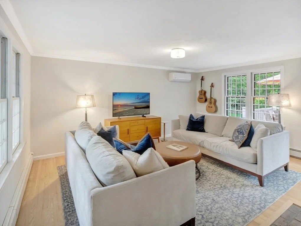 Photo of 5 Juniper Dr