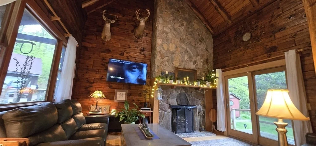 Photo of 250 Athol Rd