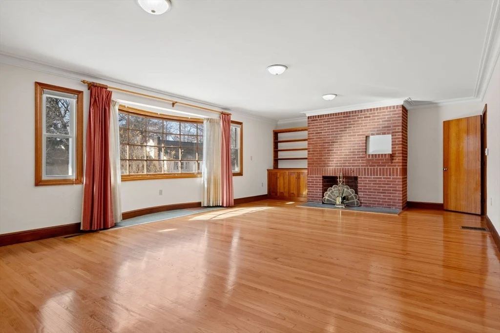 Photo of 74 Durso Ave
