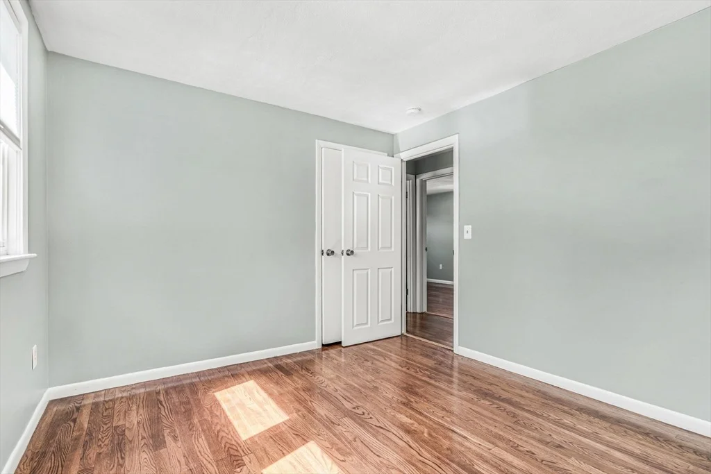 Photo of 3 Lee Circle