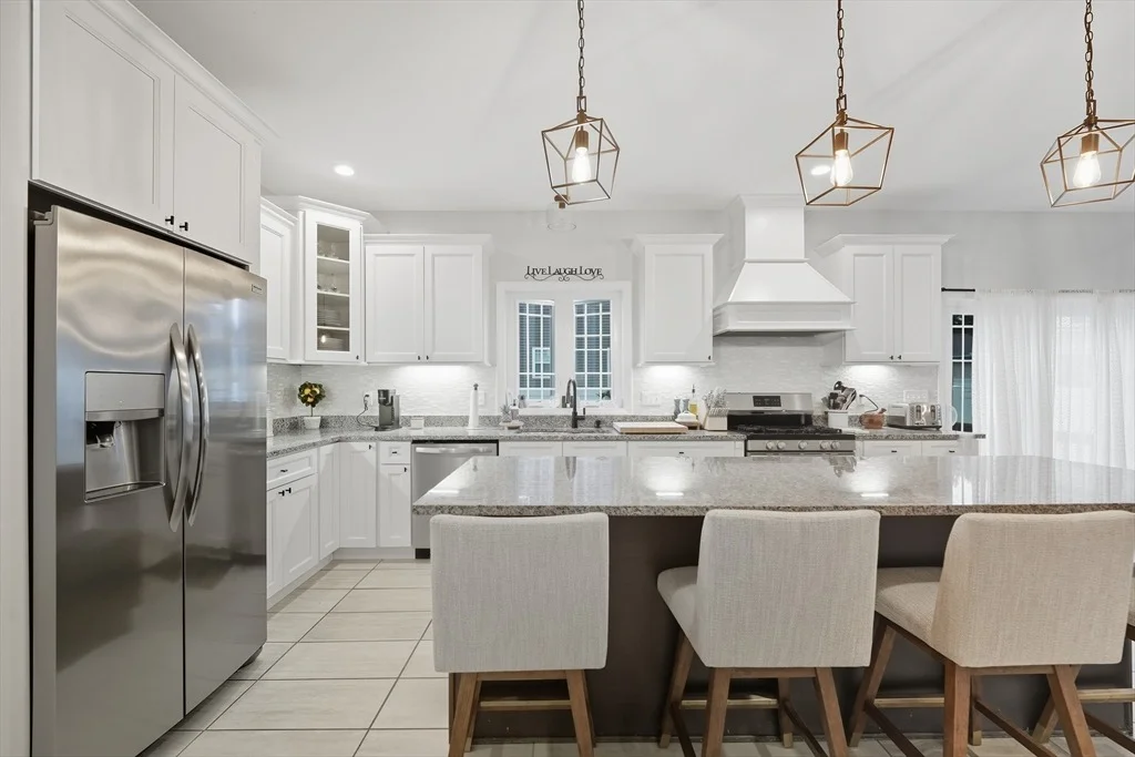 Photo of 66 Elaine Cir