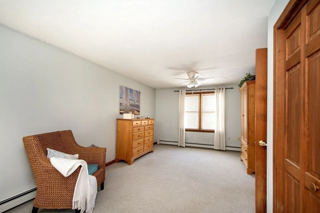 Photo of 965 Ferry Street