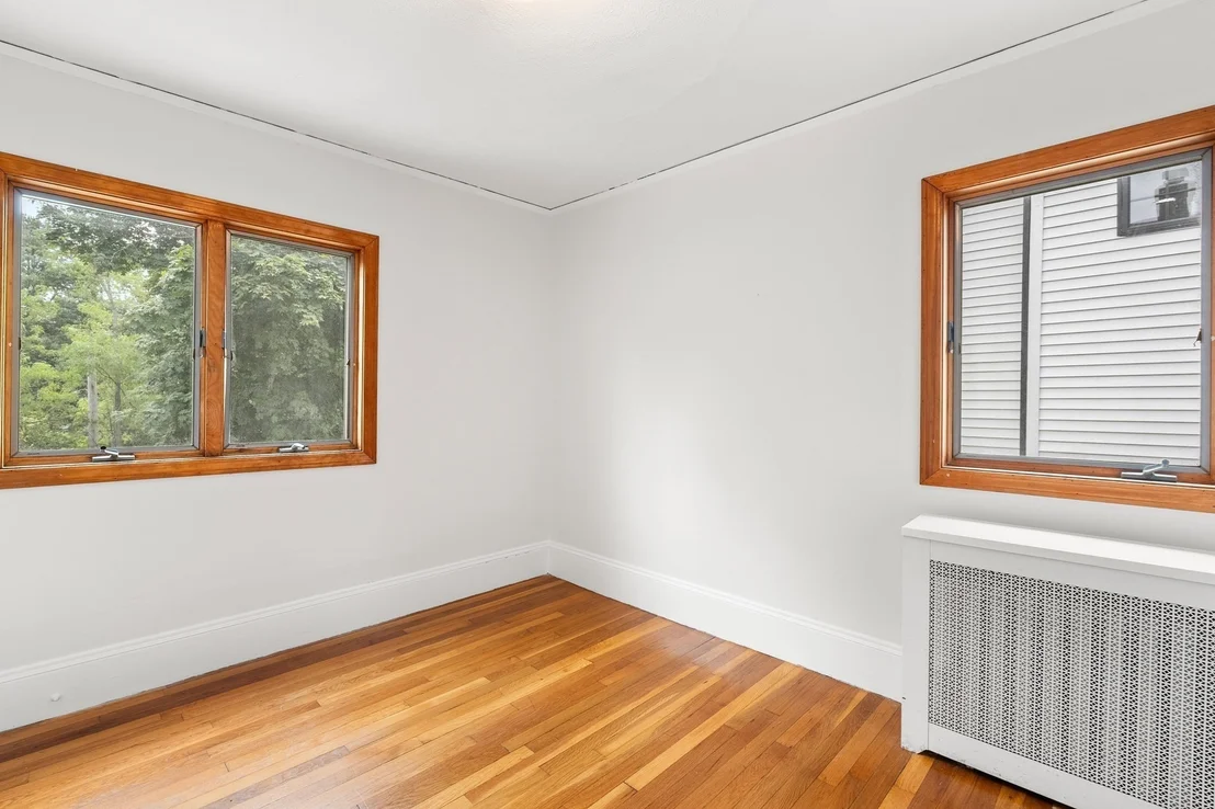 Photo of 94 Hibbert St