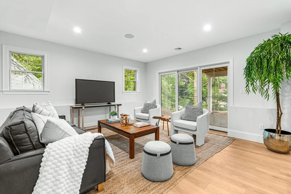 Photo of 129 Lawton Road