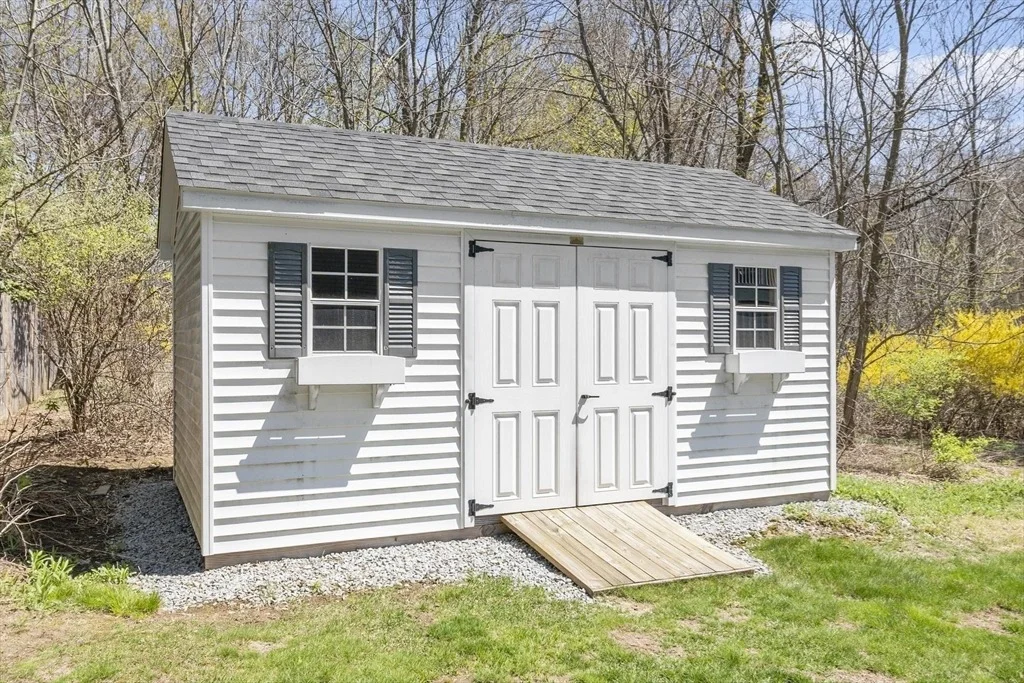 Photo of 32 Steele St