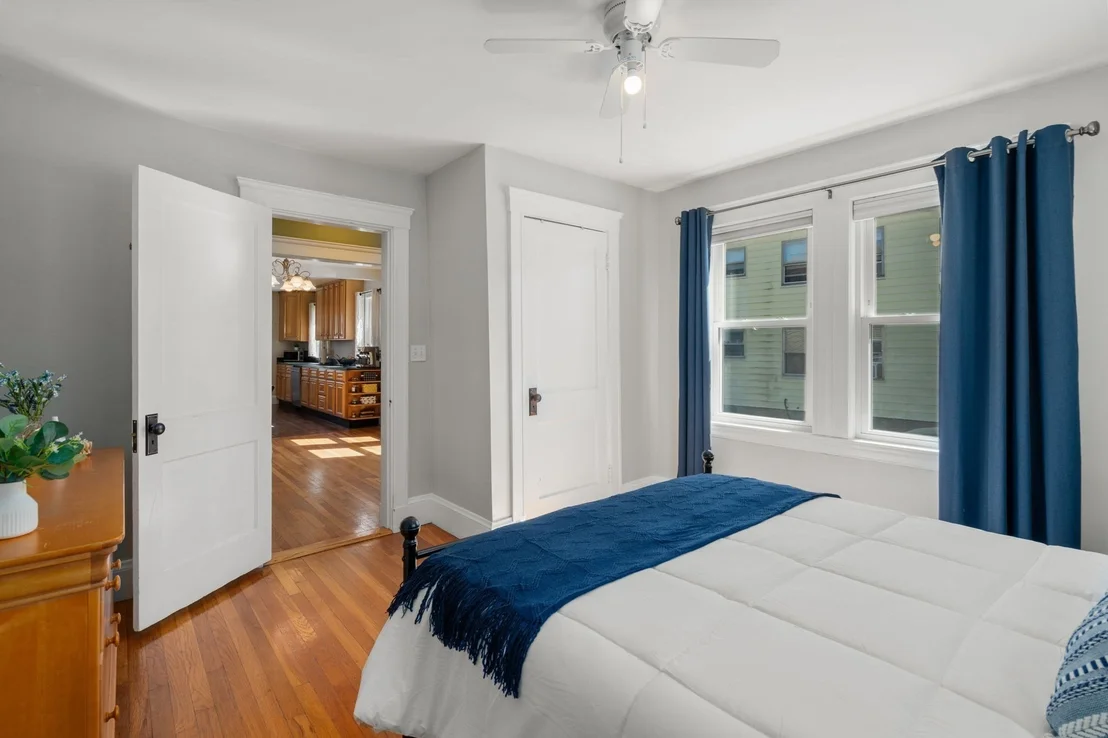 Photo of Unit 1 at 37 Everett St