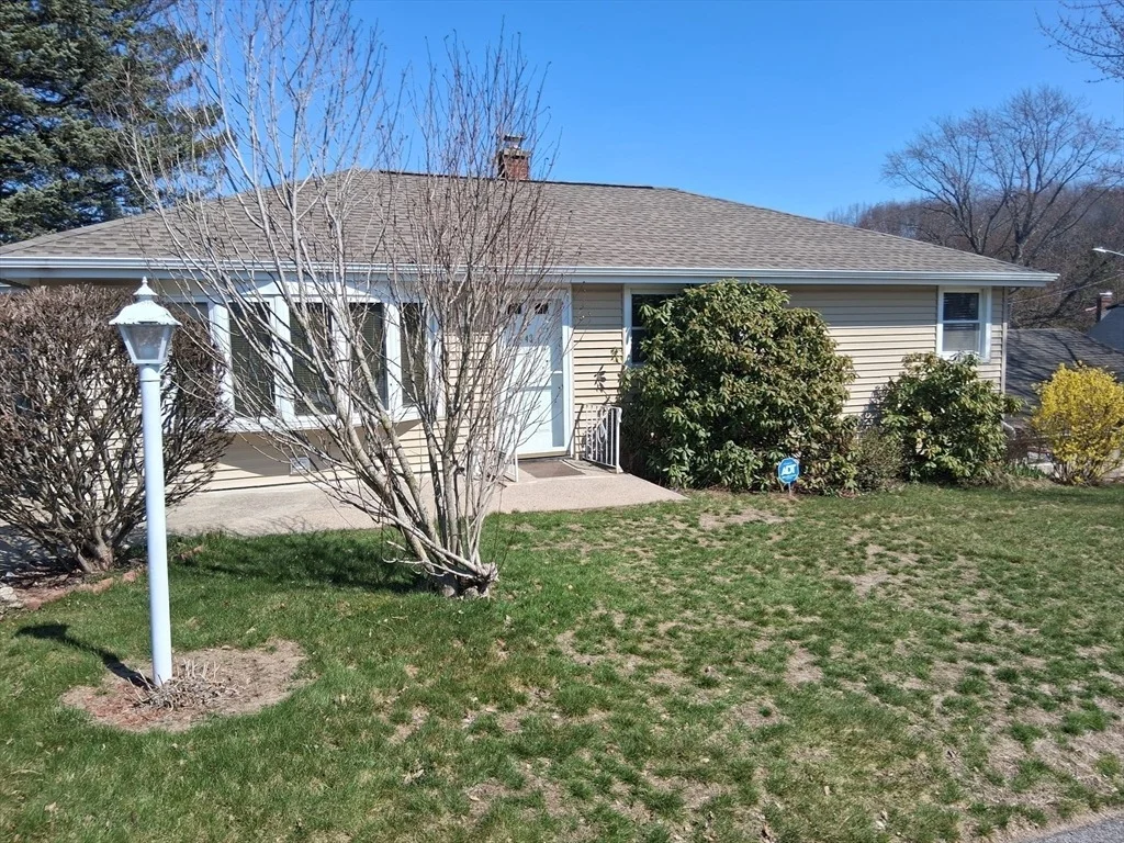 Photo of 43 Robin Rd