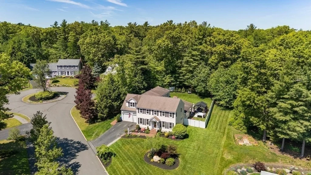 Photo of 5 Satucket Rd