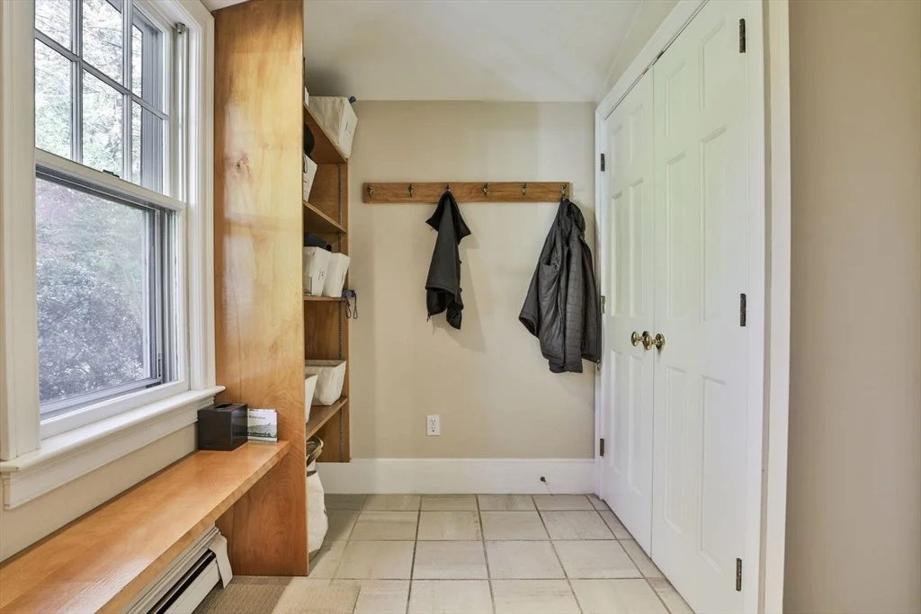 Photo of 32 Columbine Rd