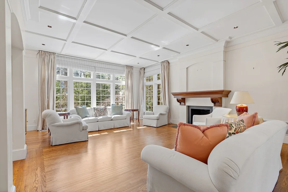 Photo of 135 Marsh St