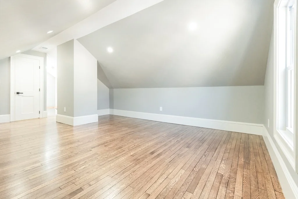 Photo of 79 Huron Cir