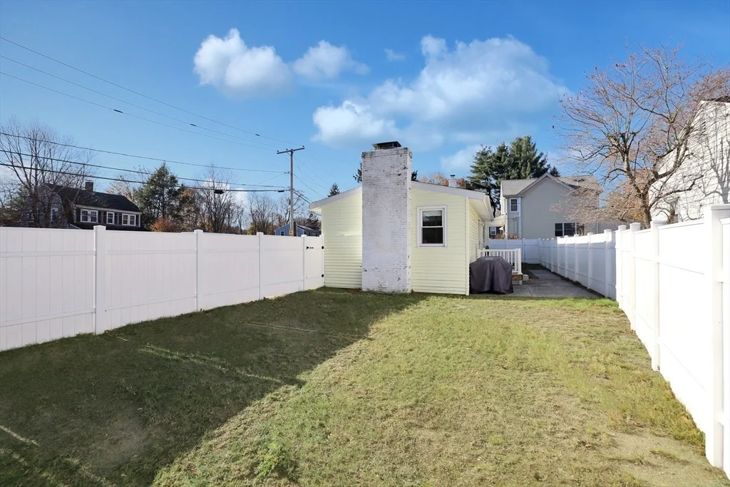 Photo of 110 Walnut St