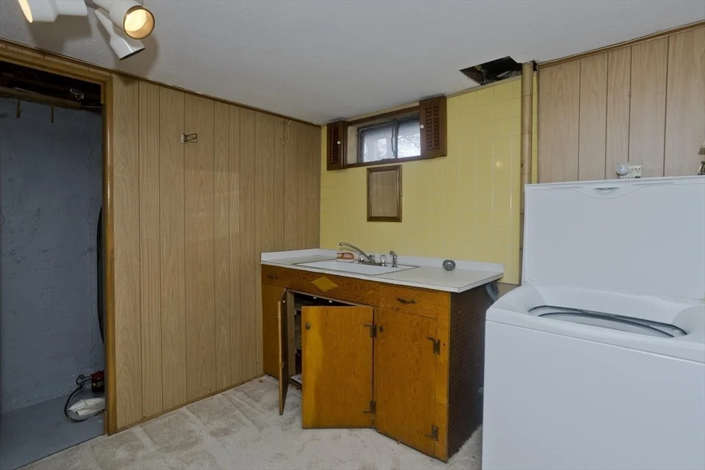 Photo of 83 Mayflower Ave