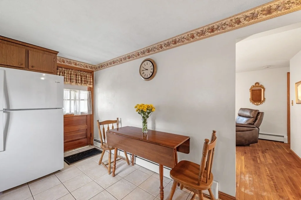 Photo of 25 Colonial Rd