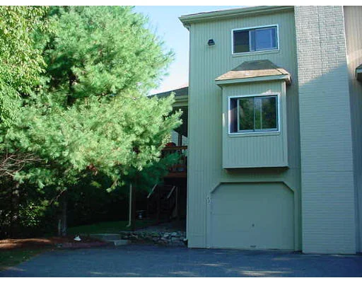Photo of Unit 33 at 33 Captain Eames Circle