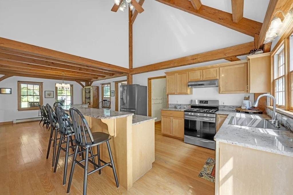 Photo of 170 Thresher Rd.