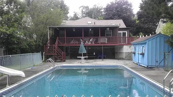 Photo of 22 Woods Ave