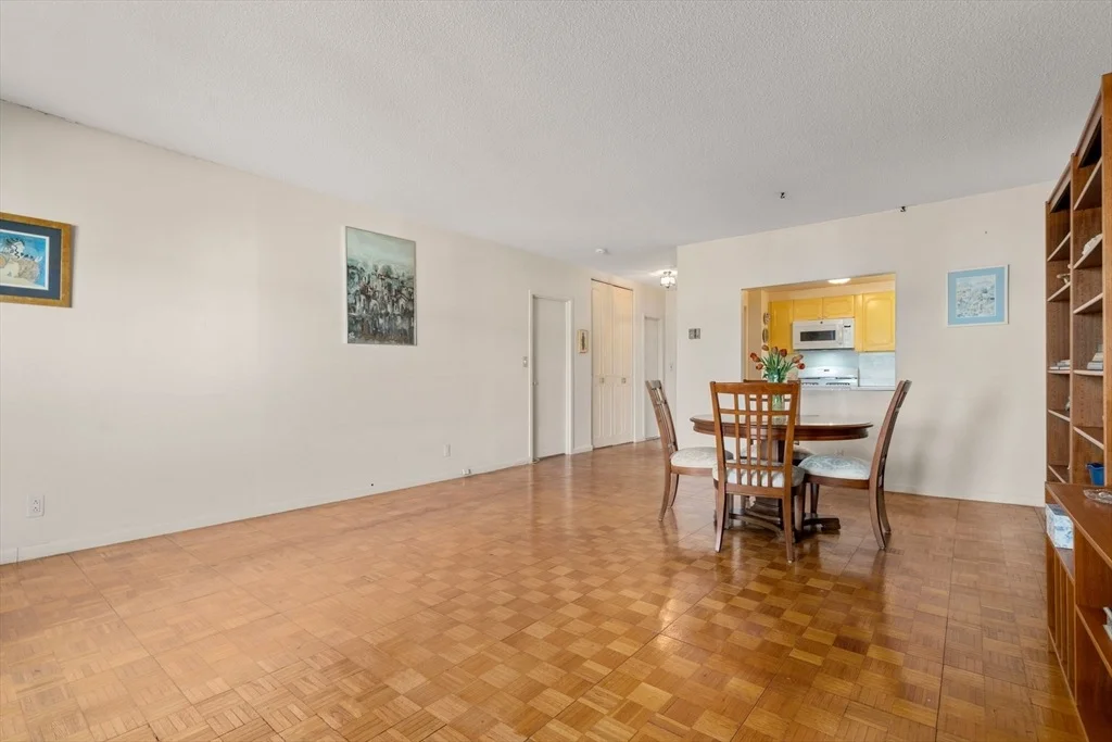 Photo of Unit 307 at 22 Chestnut Place
