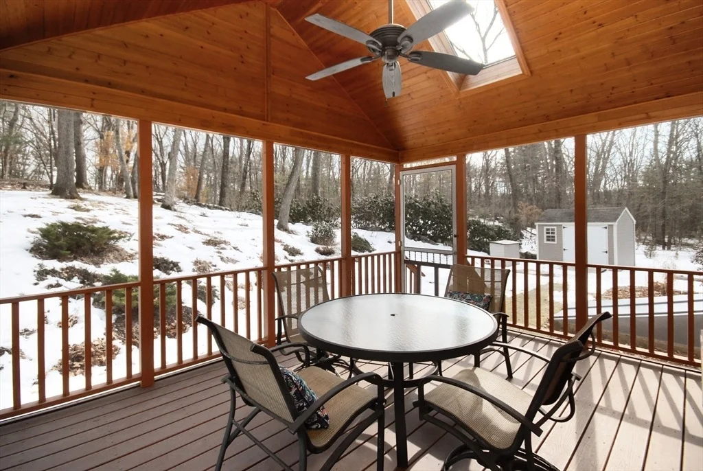 Photo of 7 Carriage Ln