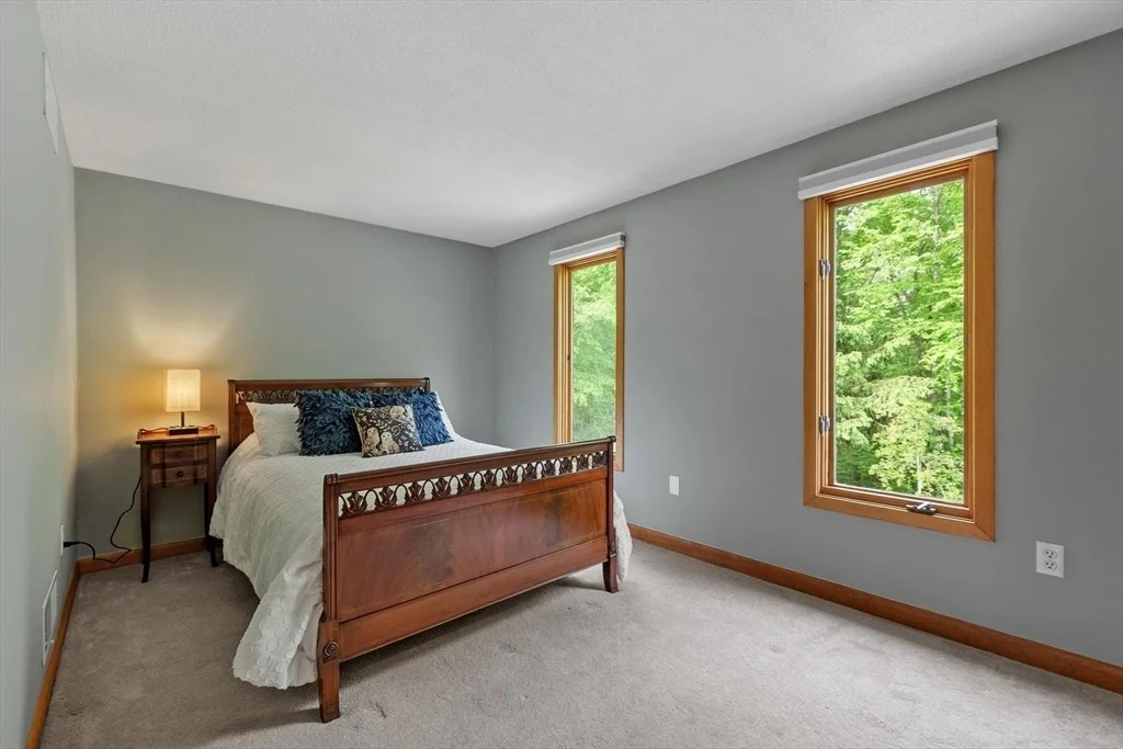 Photo of 6 Baywoods Dr