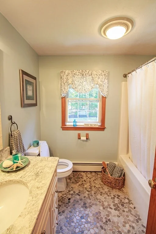 Photo of 64 Britney Dr