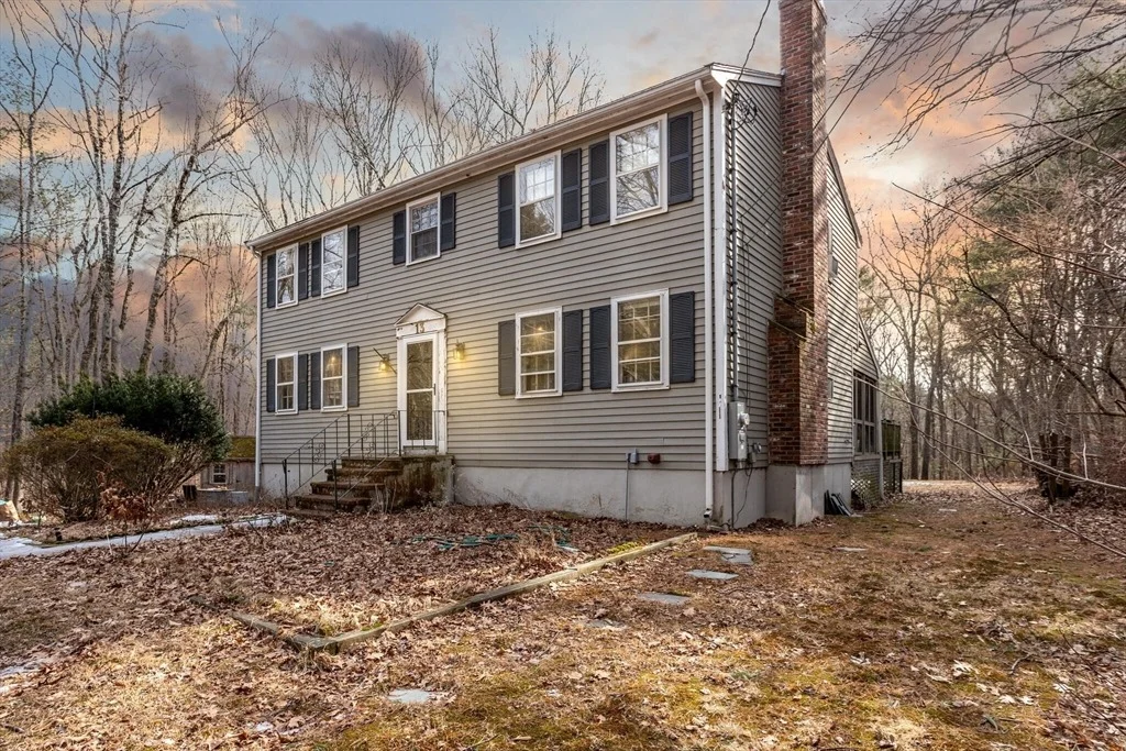 Photo of 13 W Pine Dr