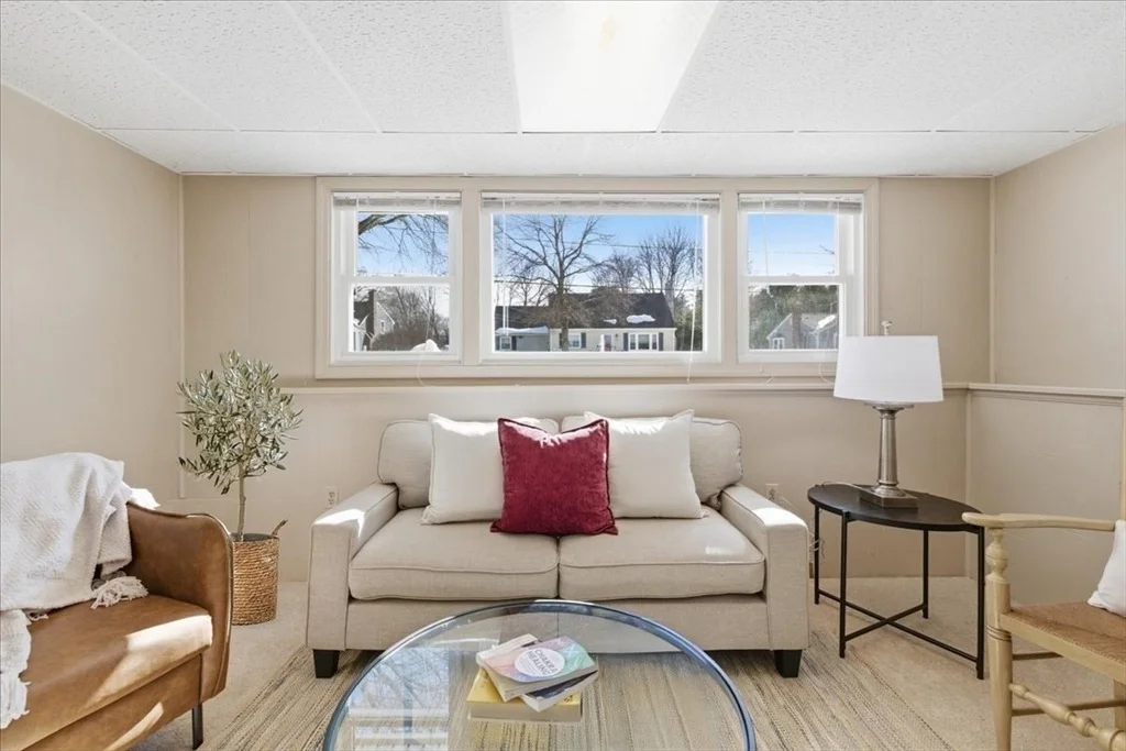 Photo of 72 Rogers Dr